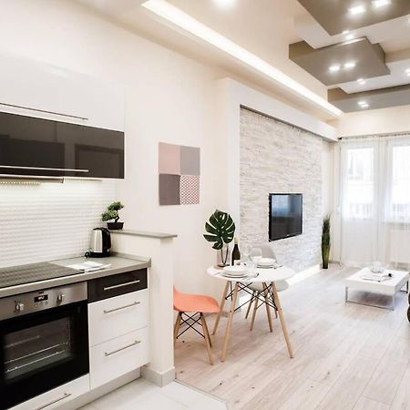 New Luxury Apartment In The Center With A/C Budapest Esterno foto