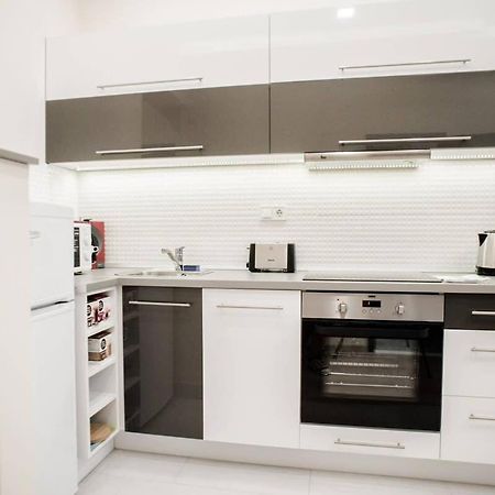 New Luxury Apartment In The Center With A/C Budapest Esterno foto