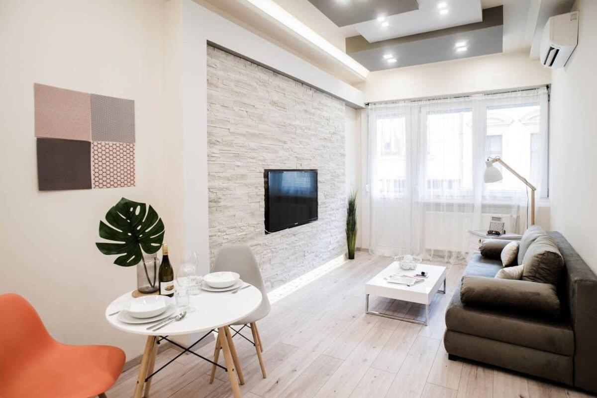 New Luxury Apartment In The Center With A/C Budapest Esterno foto